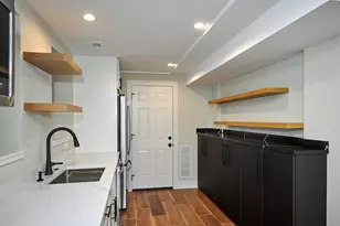 5200 N Winthrop Ave, Chicago, IL 60640 - Photo 7