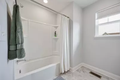 [Address not provided], South Elgin, IL 60177 - Photo 27