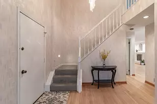 1265 Devonshire Rd, Buffalo Grove, IL 60089 - Photo 5