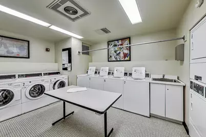 360 E Randolph Street #2506, Chicago, IL 60601 - Photo 17