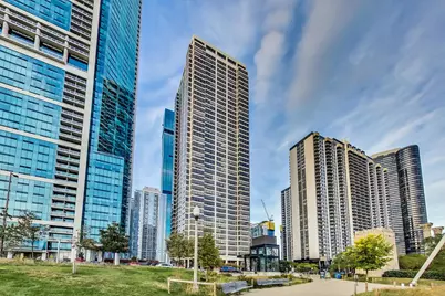 360 E Randolph Street #2506, Chicago, IL 60601 - Photo 9