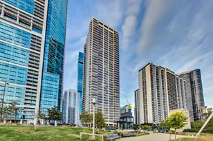 360 E Randolph St, Chicago, IL 60601 - Photo 9