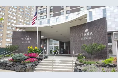 6145 N Sheridan Road #28D, Chicago, IL 60660 - Photo 1