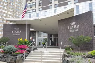 6145 N Sheridan Rd, Chicago, IL 60660 - Photo 1