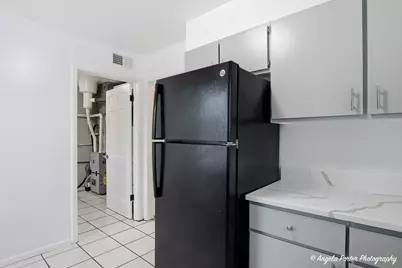 127 S Hawthorne Boulevard, Mundelein, IL 60060 - Photo 17