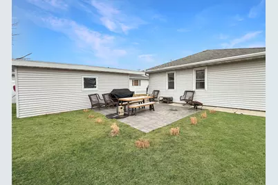 1107 Sanger Street, Ottawa, IL 61350 - Photo 19