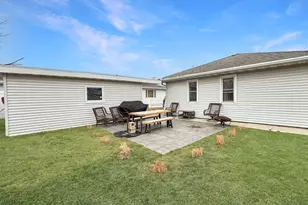 1107 Sanger St, Ottawa, IL 61350 - Photo 19