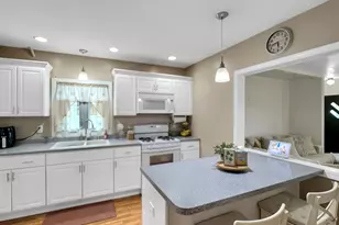 1107 Sanger St, Ottawa, IL 61350 - Photo 11