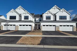 4204 Chelsea Mnr Cir, Aurora, IL 60504 - Photo 3