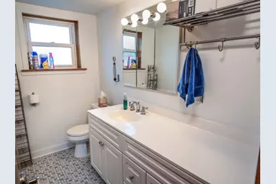 4715 W Lake Avenue, Glenview, IL 60025 - Photo 15