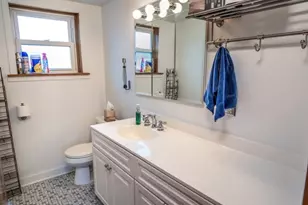 4715 W Lake Ave, Glenview, IL 60025 - Photo 15