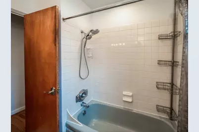 4715 W Lake Avenue, Glenview, IL 60025 - Photo 9