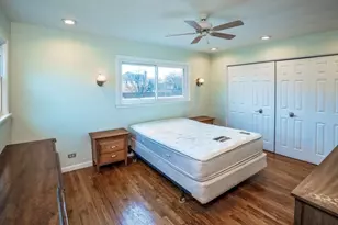 4715 W Lake Ave, Glenview, IL 60025 - Photo 11