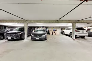 663 W Barry Ave, Chicago, IL 60657 - Photo 27