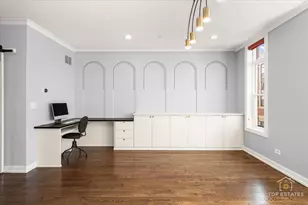 2253 W Coulter St, Chicago, IL 60608 - Photo 5