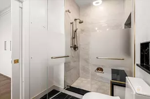 2253 W Coulter St, Chicago, IL 60608 - Photo 15