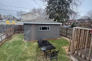 7804 S Paxton Ave, Chicago, IL 60649 - Photo 35