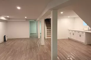 7804 S Paxton Ave, Chicago, IL 60649 - Photo 23