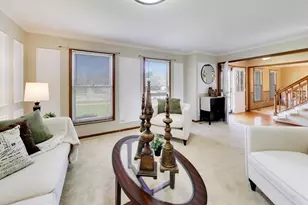 530 Cypress Bridge Rd, Lake Zurich, IL 60047 - Photo 7
