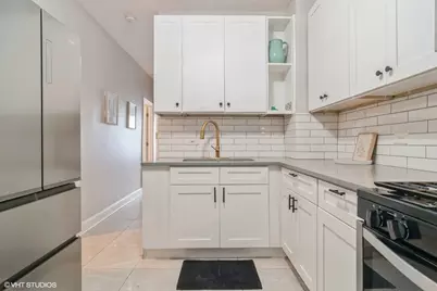 1633 N Artesian Avenue, Chicago, IL 60647 - Photo 9