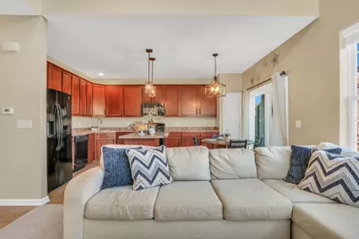 551 S Jade Lane #551, Round Lake, IL 60073 - Photo 11