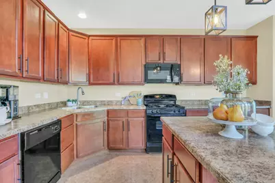 551 S Jade Lane #551, Round Lake, IL 60073 - Photo 13