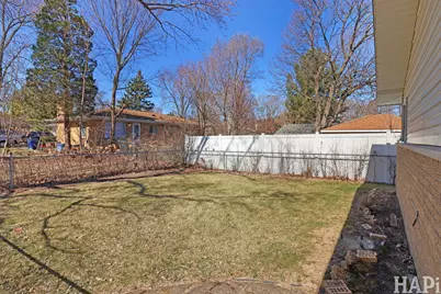 86 Mariposa Avenue, Waukegan, IL 60087 - Photo 17