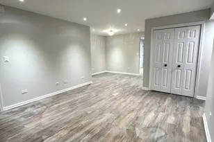 7875 N Caldwell Ave, Niles, IL 60714 - Photo 5