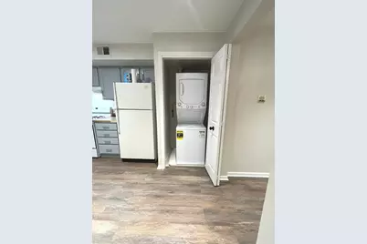 7875 N Caldwell Avenue #302, Niles, IL 60714 - Photo 11