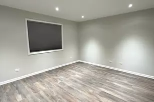 7875 N Caldwell Ave, Niles, IL 60714 - Photo 7