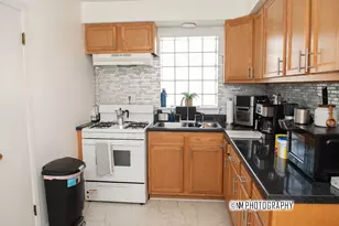 8734 S Escanaba Ave, Chicago, IL 60617 - Photo 7