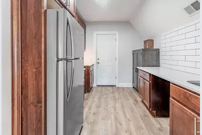 6337 W Patterson Avenue, Chicago, IL 60634 - Photo 15