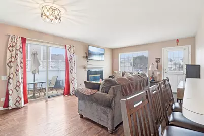 353 Gregory Street, Aurora, IL 60504 - Photo 3