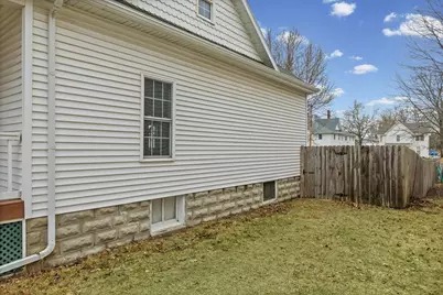 319 E Orleans Street, Paxton, IL 60957 - Photo 35