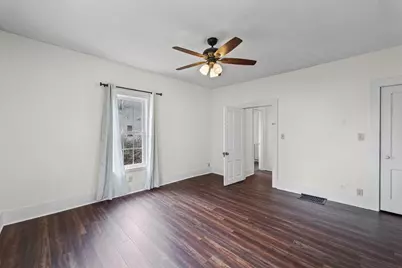 319 E Orleans Street, Paxton, IL 60957 - Photo 17