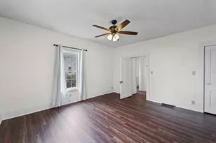 319 E Orleans St, Paxton, IL 60957 - Photo 17