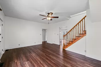 319 E Orleans Street, Paxton, IL 60957 - Photo 7