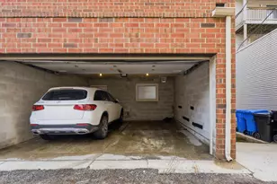 664 W Aldine Ave, Chicago, IL 60657 - Photo 25