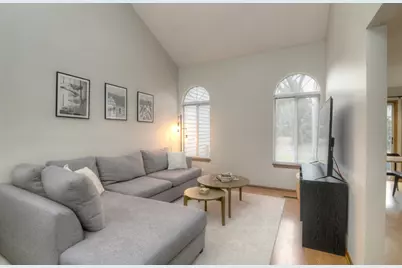 461 Canterbury Drive #461, Carol Stream, IL 60188 - Photo 7