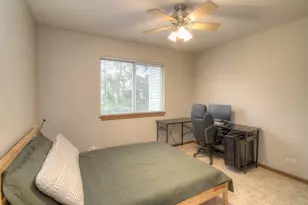461 Canterbury Dr, Carol Stream, IL 60188 - Photo 23