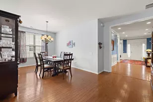 [Address not provided], Elgin, IL 60124 - Photo 13