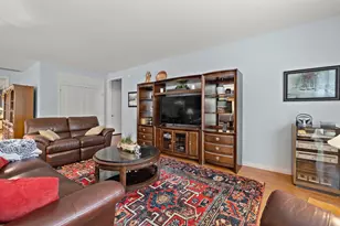 [Address not provided], Elgin, IL 60124 - Photo 17