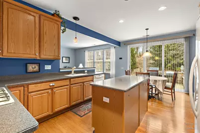 [Address not provided], Elgin, IL 60124 - Photo 25