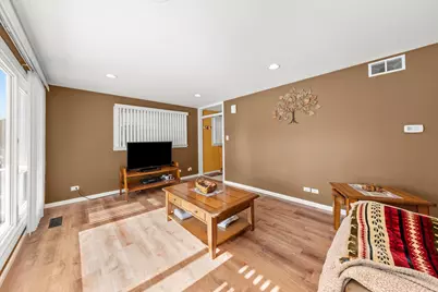 4640 188th Street, Country Club Hills, IL 60478 - Photo 7