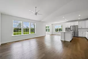 1117 Black Cherry Dr, Crystal Lake, IL 60012 - Photo 5