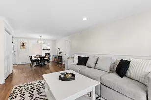 10256 Hibiscus Dr, Orland Park, IL 60462 - Photo 5