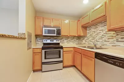 345 N La Salle Drive #1009, Chicago, IL 60654 - Photo 5