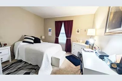 602 Hanover Court #V1, Schaumburg, IL 60194 - Photo 7