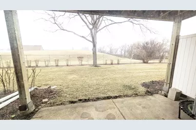 602 Hanover Court #V1, Schaumburg, IL 60194 - Photo 13