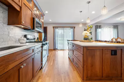 8832 Pleasant Avenue, Hickory Hills, IL 60457 - Photo 5